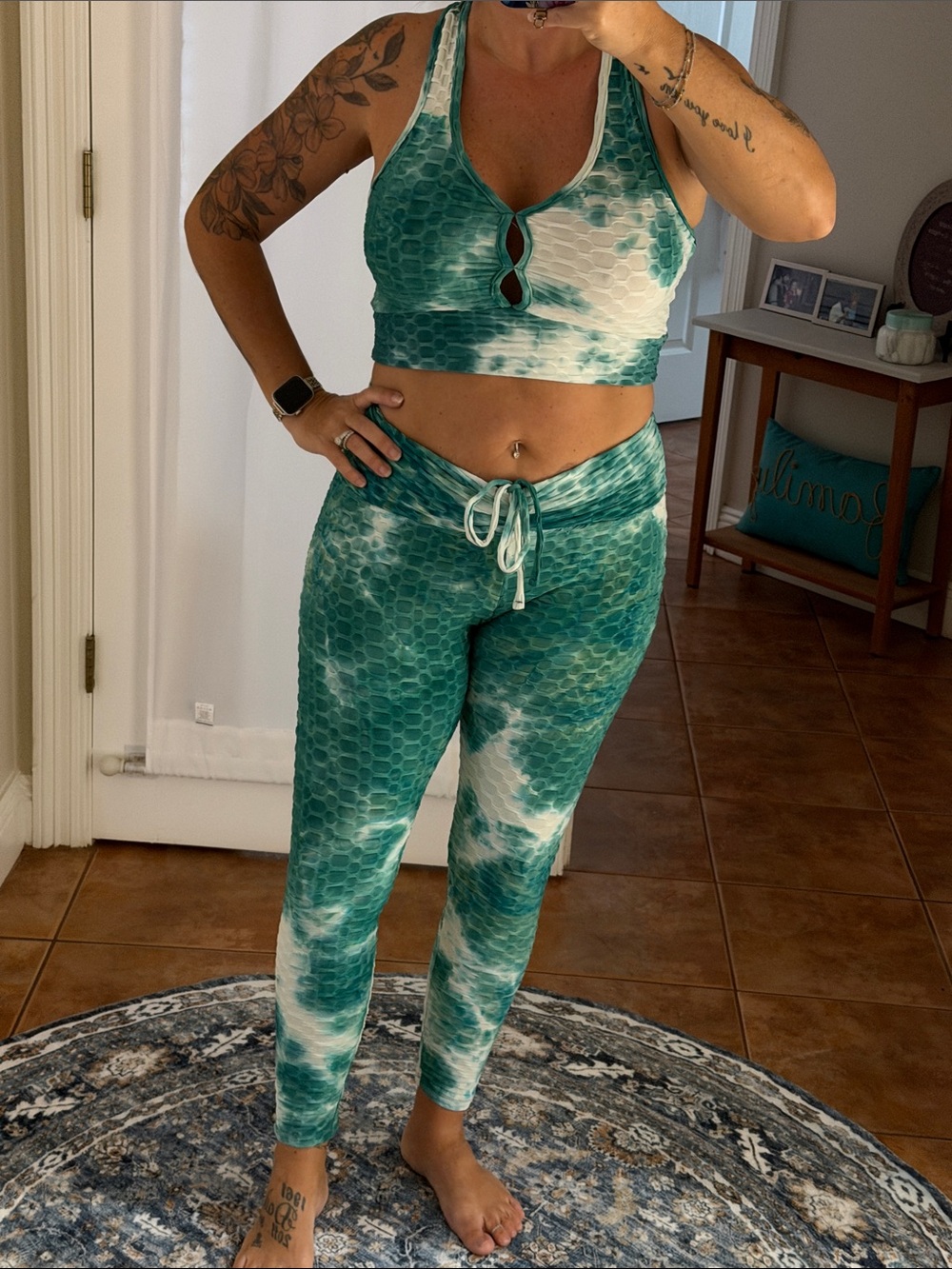 Fashion Nova Teal & White Tie-Dye High-Waist Active Leggings